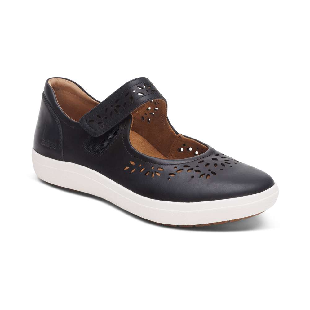 Erica Casual Sneakers - Black