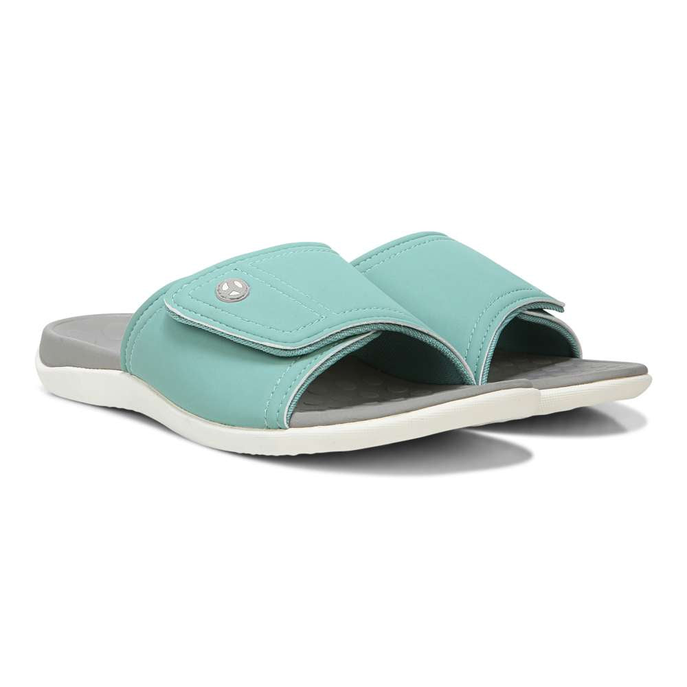 Kiwi Slide Sandal - Wasabi