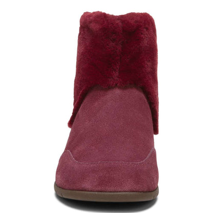 Maizie Slipper - Wine