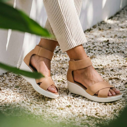 Riviera Wedge Sandal - Cookie Dough